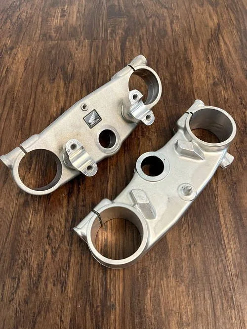 04-07 CR125 CR250 OEM Top Bottom Triple Clamp