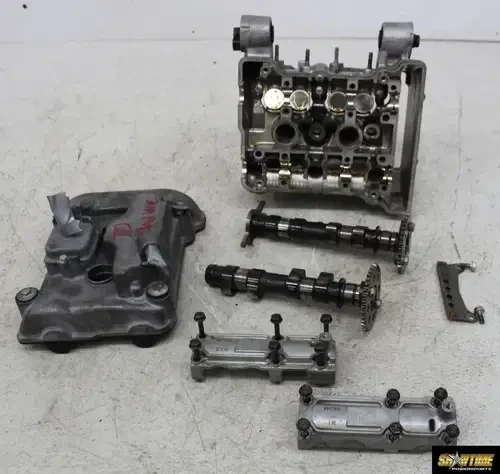 04 HONDA SILVER WING 600 FSC600A ENGINE MOTOR CYLINDER HEAD CAMS VALVES COVER