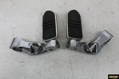 06-11 HARLEY-DAVIDSON STREET GLIDE FLHX FRONT HIGHWAY FOOT PEGS STEPS SET PAIR