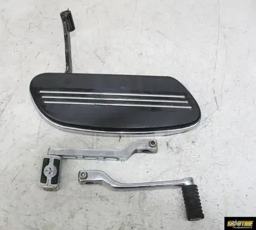 06 HARLEY-DAVIDSON ROAD GLIDE FLTRI LEFT FRONT FOOT REST BOARD SHIFT SHIFTER