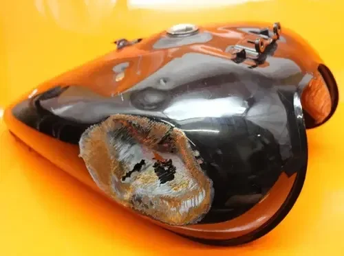 13-19 SUZUKI M109R VZR1800 OEM GAS TANK FUEL PETROL RESERVOIR 49100-48G80-YVB