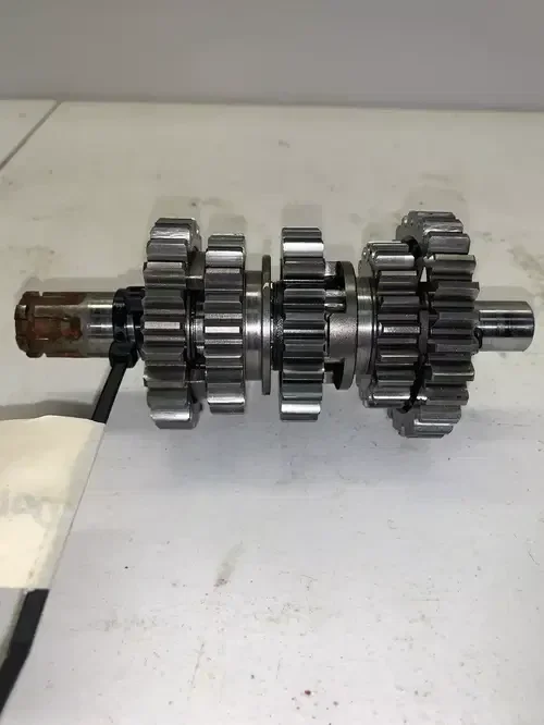 1983 Honda Cr250r Transmision Counter Shaft