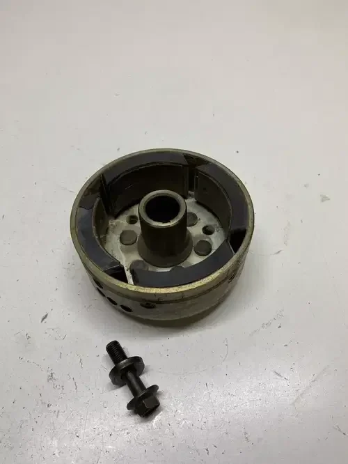 1993 93 Yamaha XT350B xt 350 Flywheel Fly Wheel Free Ship