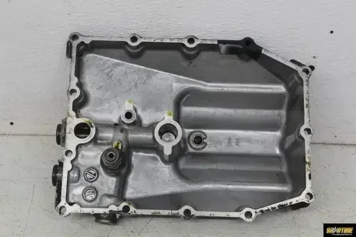 1995-1999 SUZUKI RF900R ENGINE MOTOR BOTTOM OIL PAN COVER