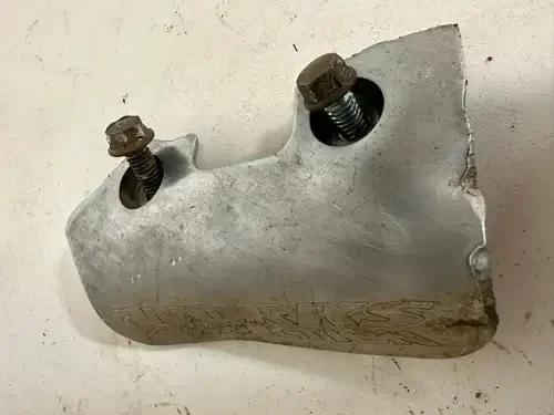 1997 HONDA XR400R Rear Brake Master Cylinder Guard Protector Works Connection