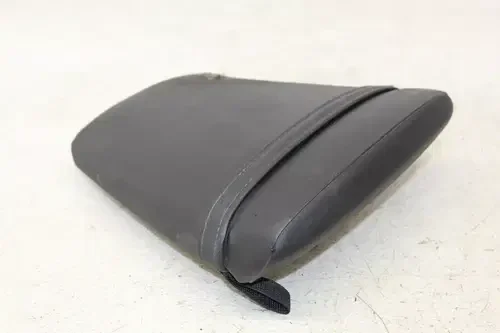 2001 YAMAHA YZF R6 REAR BACK PASSENGER TANDEM SEAT PAD SADDLE PILLION