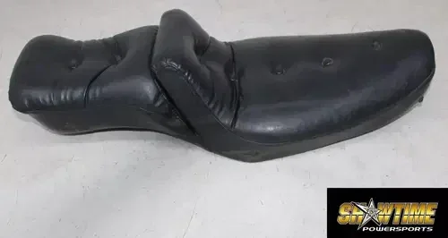 86 HARLEY-DAVIDSON SPORTSTER 883 XLH883 MUSTANG FRONT DRIVERS SEAT SADDLE