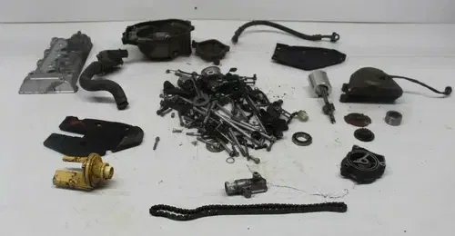 98-99 KAWASAKI NINJA ZX6R PARTS AND HARDWARE NUTS BOLTS WATER PUMP COVERS