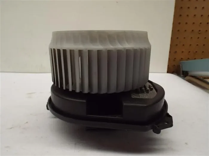 A/C HEATER BLOWER MOTOR Cherokee 200 14 15 16 17 18 19 20 – MRK196886