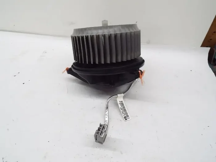 A/C Heater Blower Motor Dodge Dart 2016 – MRK235259