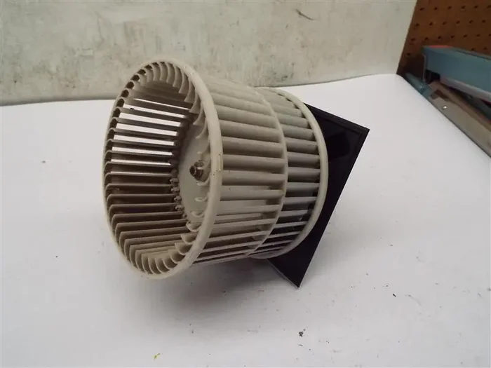 A/C HEATER BLOWER MOTOR L Series Sedan L Series Wagon 00-05 – MRK228906