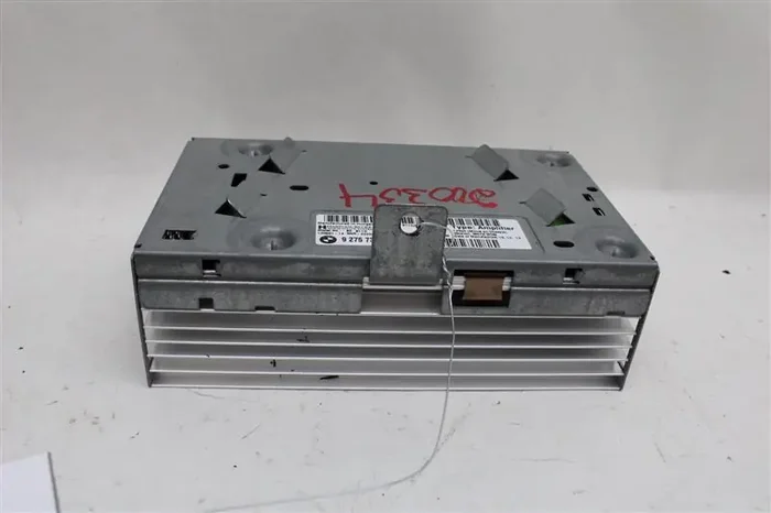 AMPLIFIER 528i 535i 535i Gt 550i 550i Gt 640I 650i Active 5 M6 11-14 – 1060651