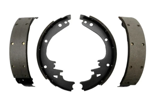 Brake Shoes Riviera 71-76, Bel Air 71-75, Impala 71-76 (Rear) PAB363R DR