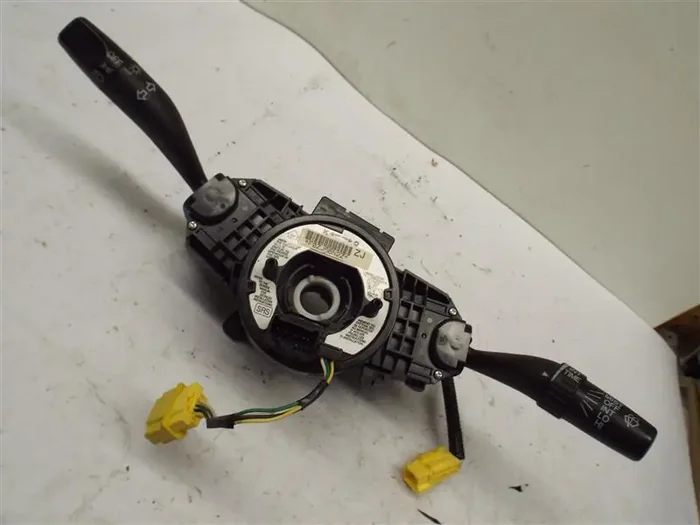COLUMN SWITCH HONDA ACCORD 2003 04 05 06 07 – MRK195236