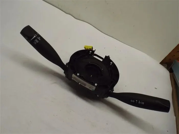 Column Switch Mercedes-Benz 200 2015 – MRK196888