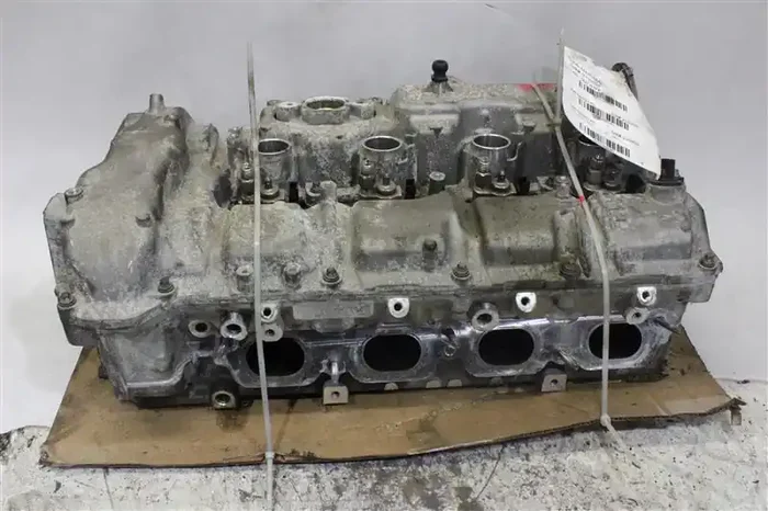 CYLINDER HEAD 550i 550i Gt 650i 750 HYBRID 750i 750il X5 X6 08-14 Left – 1099945