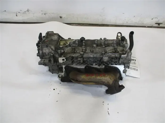 CYLINDER HEAD C230 C250 C280 C300 C350 C55 C63 E280 E300 06-16 Left – 1036071