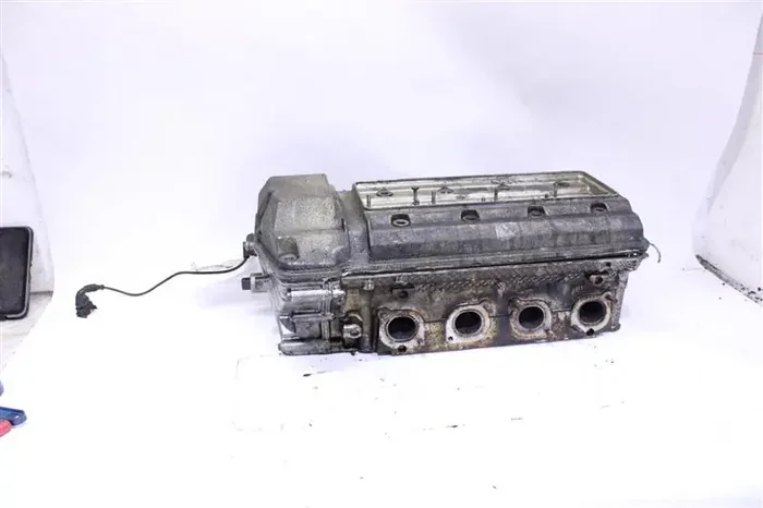 CYLINDER HEAD Range Rover 2003 03 2004 04 2005 05 Left – 1042816