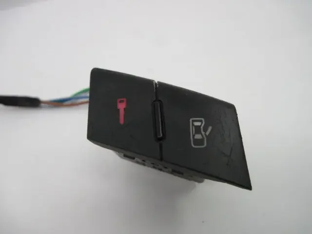 DRIVERS LOCK SWITCH Audi Allroad A6 RS6 S6 2000 00 2001 01 02 03 04 – 726544