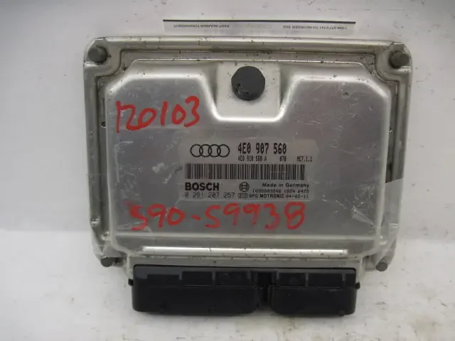 ECU ECM COMPUTER Audi A8 2003 03 2004 04 – 810682