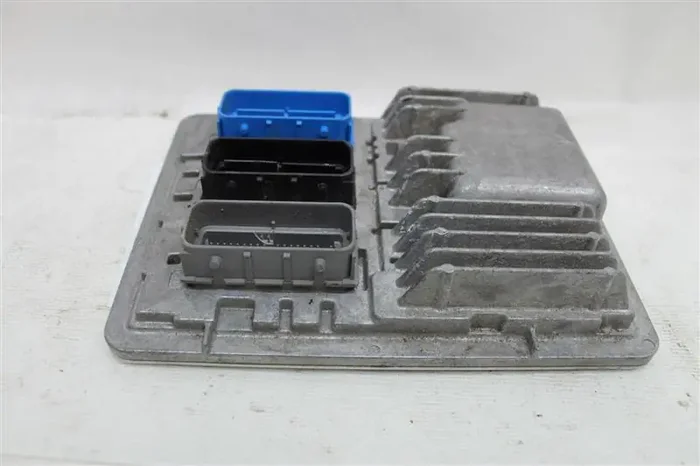 ECU ECM COMPUTER Chevrolet Cruze 2017 17 – 1054042