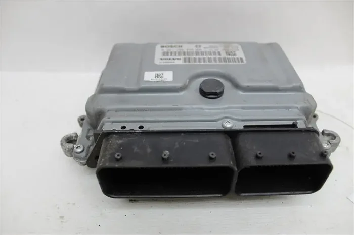 ECU ECM COMPUTER Volvo C30 V40 V70 2006 06 2007 07 08 – 1054187