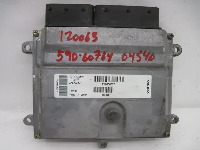 ECU ECM COMPUTER Volvo S40 2004 04 4cyl – 672048