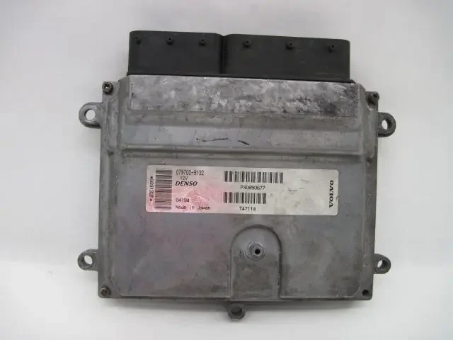 ECU ECM COMPUTER Volvo S40 50 V70 04 05 06 07 – 739548