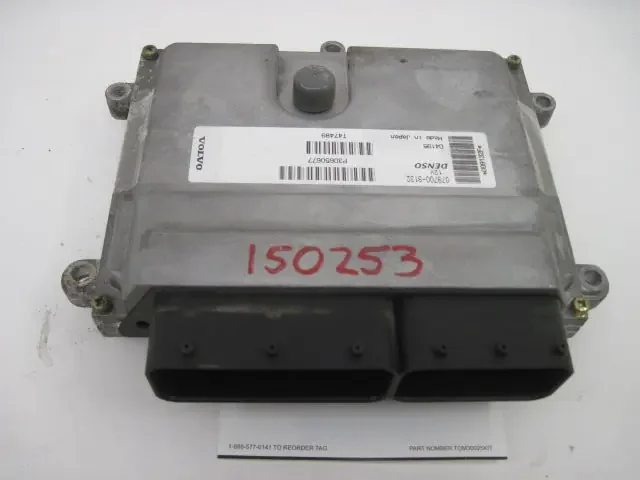 ECU ECM COMPUTER Volvo S40 V40 2004 04 – 781227