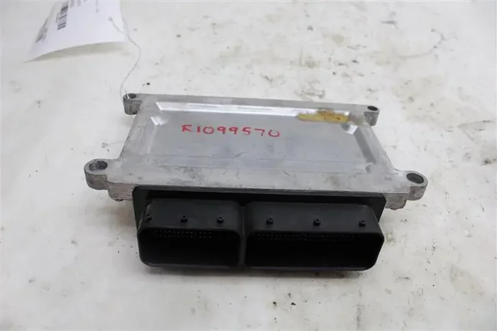 ECU ECM COMPUTER Volvo S60 2013 13 2014 14 – 1099570