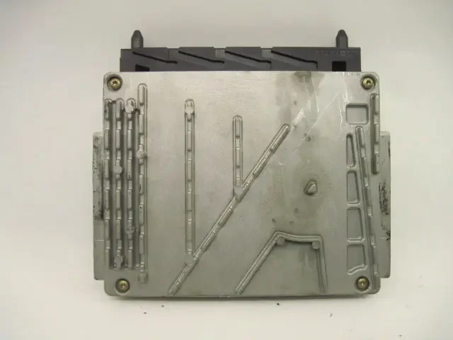 ECU ECM COMPUTER Volvo S60 V70 S70 2001 01 – 558591