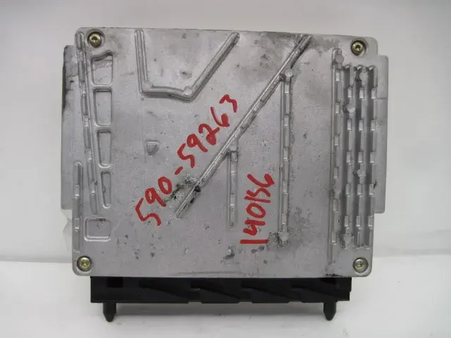 ECU ECM COMPUTER Volvo S60 V70 S80 XC90 2002 02 03 – 04 – 704936