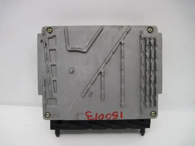 ECU ECM COMPUTER Volvo S60 V70 S80 XC90 2002 02 03 – 04 – 755779