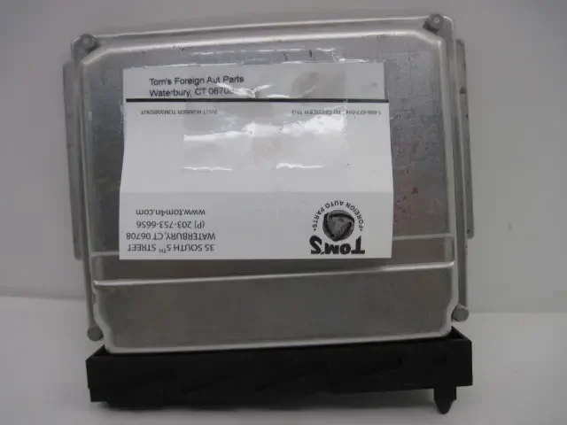ECU ECM COMPUTER Volvo S60 V70 XC90 05 06 07 2007 – 592746