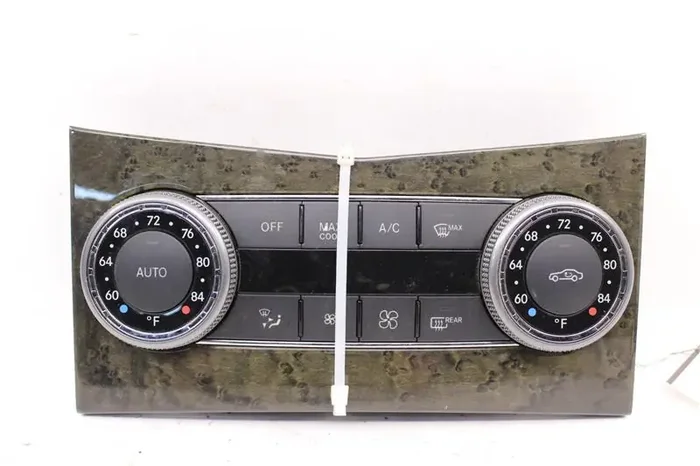 FRONT TEMPERATURE CONTROLS C230 C300 C350 2008 08 – 1002520