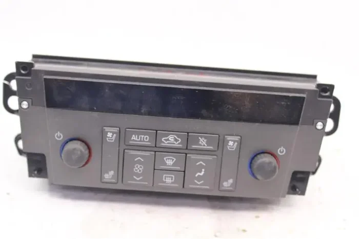 FRONT TEMPERATURE CONTROLS Cadillac STS 08 09 10 11 – 995612