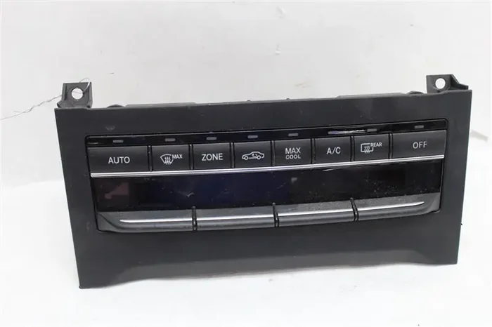 FRONT TEMPERATURE CONTROLS E250 Van E300 E350 E400 E550 E63 15-17 – 1035090