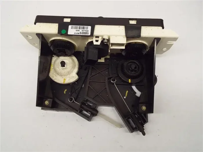 FRONT TEMPERATURE CONTROLS Ford Escape 2013 13 – MRK226065