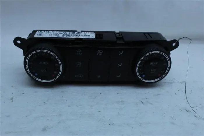 FRONT TEMPERATURE CONTROLS R320 R350 R500 R63 2007 07 2008 08 – 1102581