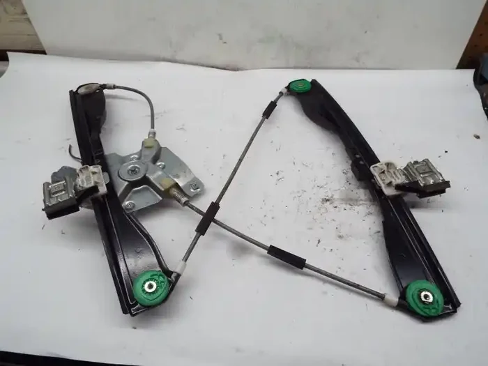 FRONT WINDOW REGULATOR Malibu 2009 09 2010 10 2011 11 12 Right – MRK241711