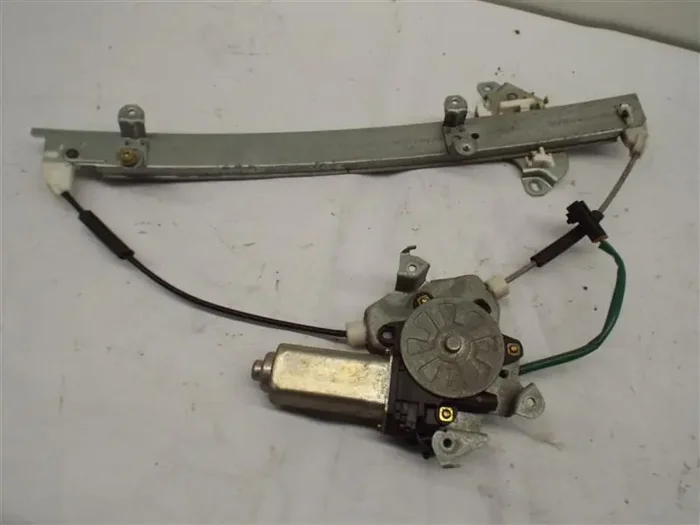 FRONT WINDOW REGULATOR Nissan Altima 1998 98 1999 99 00 01 Right – MRK190811