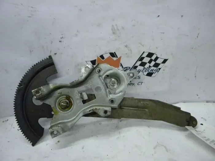 Front Window Regulator Oldsmobile Cutlass 1989 – MRK10223