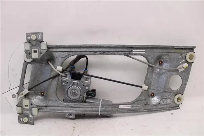 FRONT WINDOW REGULATOR Pontiac Grand Prix 1997 97 1998 98 99 00 01 02 Right – 1005613