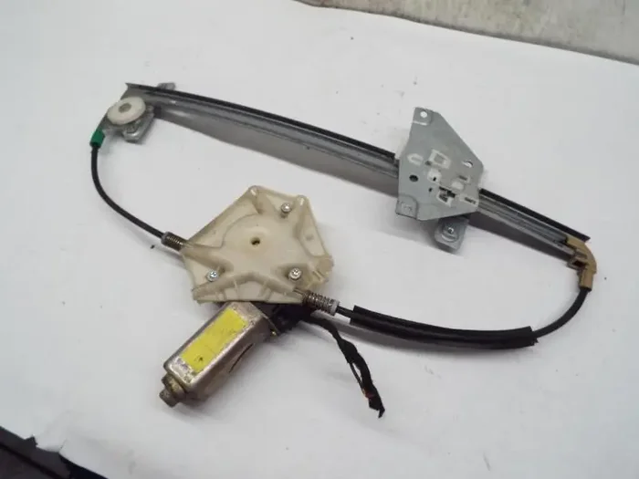 FRONT WINDOW REGULATOR V40 S40 2000 00 01 02 03 04 Left – MRK248726