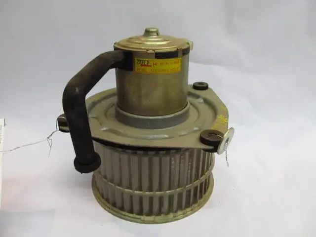 HEATER BLOWER MOTOR NISSAN STANZA 1982 83 84 85 86 – MRK6473