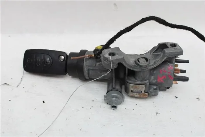 IGNITION SWITCH A4 A8 Beetle Golf Jetta 98 99 00 – 08 – 1088546