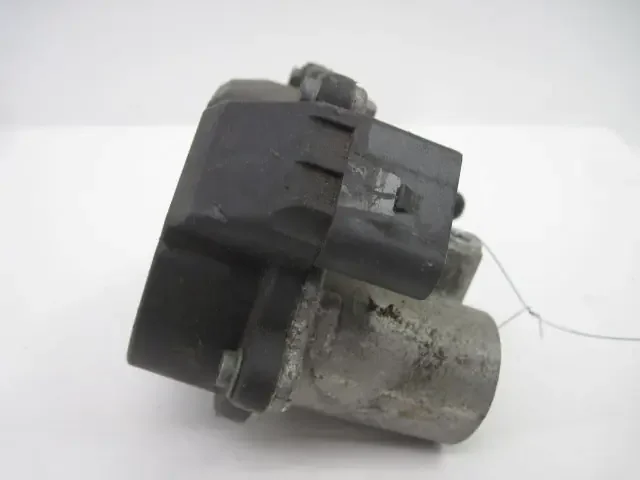 INTAKE MANIFOLD Volkswagen Jetta 2006 06 – 675489