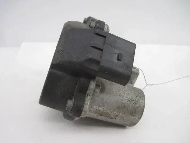INTAKE MANIFOLD Volkswagen Jetta 2006 06 – 675496