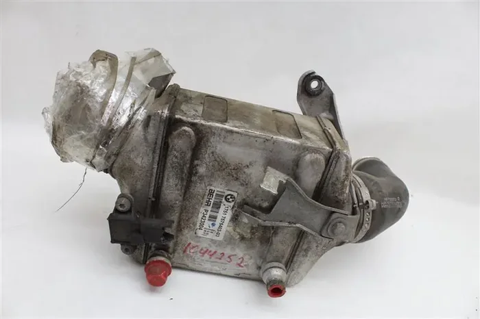 INTERCOOLER 550i 550i Gt 650i 750 HYBRID 750i 750il X5 X6 08-15 Left – 1044252