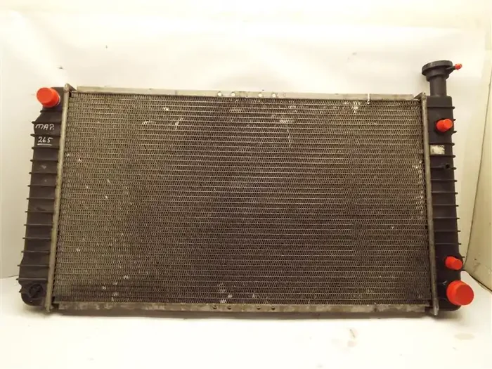 [INVENTORYCAR_YEAR_MAKE_MODEL] RADIATOR AT – MRK204743